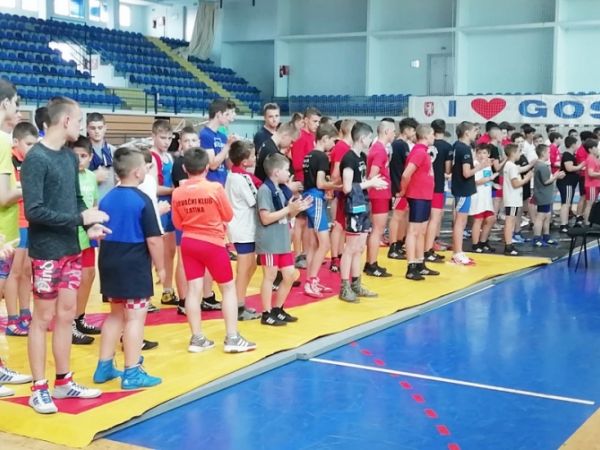Održan 17. turnir u hrvanju za dječake i kadete Gospić Open 2021 Održan 17. turnir u hrvanju za dječake i kadete Gospić Open 2021