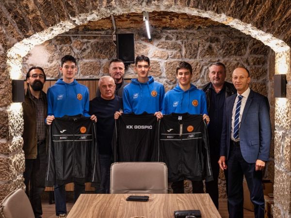 Dodijeljena oprema za NK Plitvice i KK Gospić Dodijeljena oprema za NK Plitvice i KK Gospić