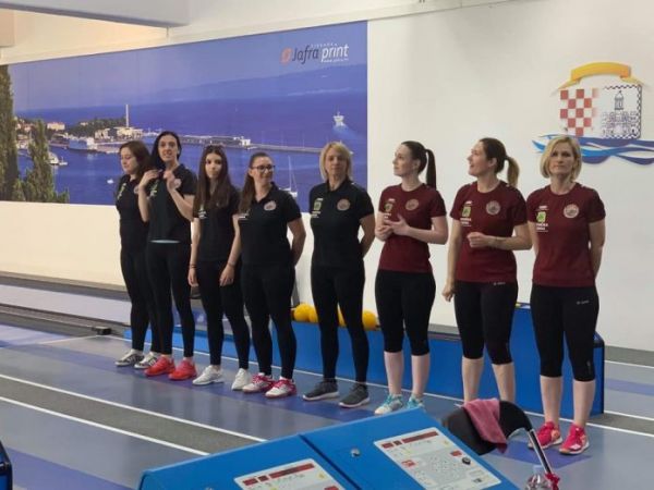 ŽKK Plitvice svladale ŽKK Goranin 0:8, igračica utakmice Maria Gračan!