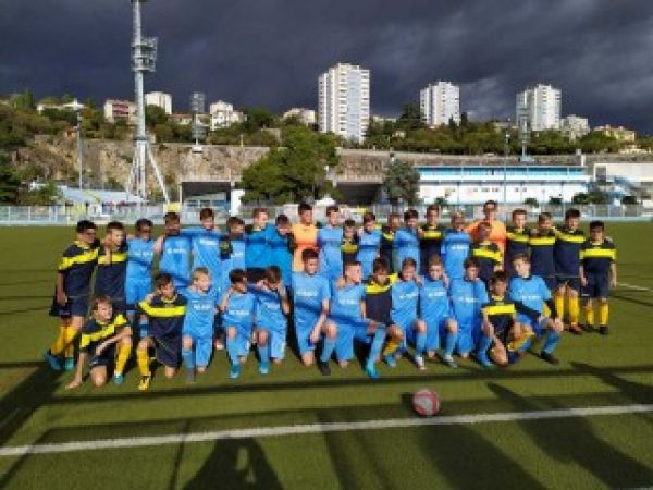 Selekcija nogometaša Ličko-senjske županije 2007.godišta bolja od selekcije Rijeke